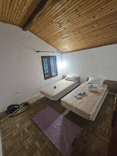 Dvosoban stan 50m2 - Kotor - Risan