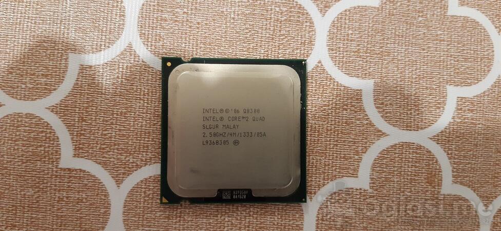 Intel - Core 2 Quad Q8300 - 2.5GHz