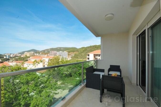 Dvosoban stan 95m2 - Budva - Bečići