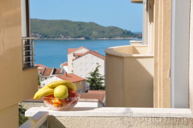 Dvosoban stan 80m2 - Budva - Bečići