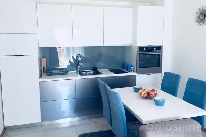 Jednosoban stan 43m2 - Budva - Podkošljun