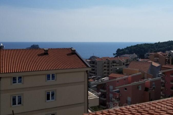 Dvosoban stan 129m2 - Budva - Petrovac