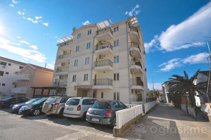 Dvosoban stan 77m2 - Budva - Velji Vinogradi