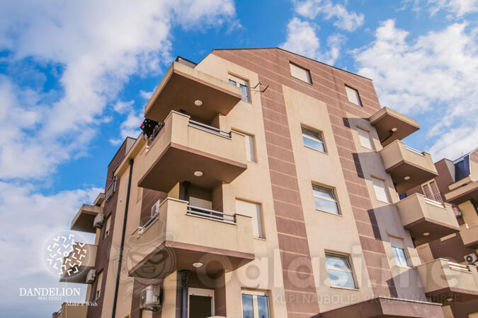 Dvosoban stan 80m2 - Podgorica - Ostala područja