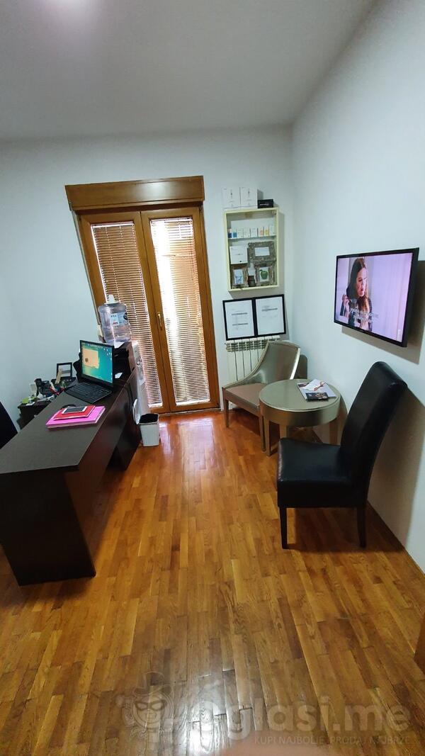 Dvosoban stan 50m2 - Podgorica - Preko Morače