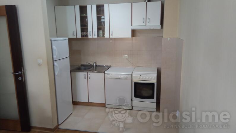 Jednosoban stan 45m2 - Podgorica - Stari Aerodrom