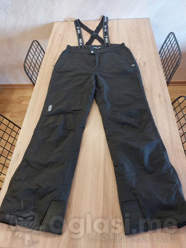 Original BRUGI pantalone za skijanje velicina L kao nove nosene jednu sezonu 40e
