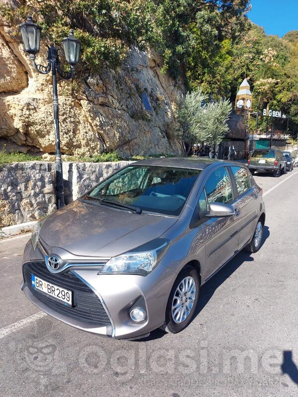 Toyota - Yaris - 1.3