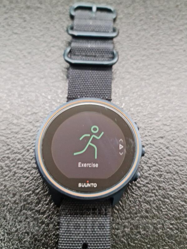 SUUNTO 9 Baro Titanium Saphire Muški sat