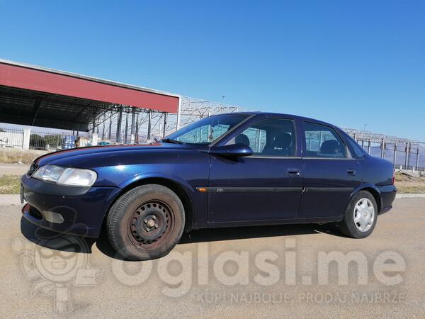 Opel - Vectra - 1.6