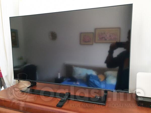 Samsung Crystal 4K Smart TV AU9000 (2021) Model TV: UE43AU9072UXXH
 - Televizor UHD 43"