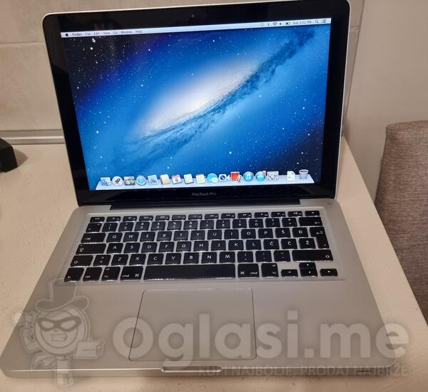 Apple MacBook Pro - 13" Intel i7 8GB GB