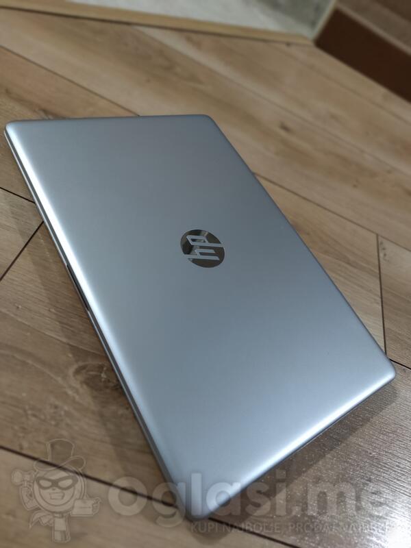 HP Notebook - 15.6" AMD Ryzen 3 4GB GB