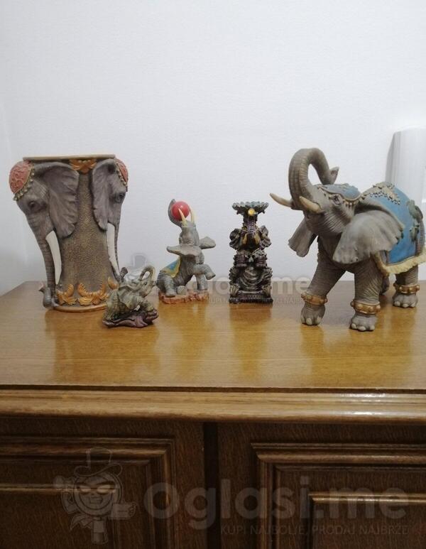 Prodajem 5 figura slonova