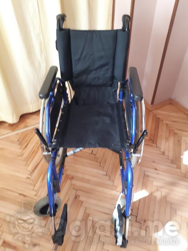 Invalidska kolica i hodalica