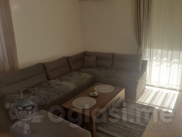 Jednosoban stan 43m2 - Podgorica - Iza Delte (1. Maj)