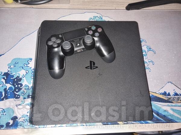 Sony - PlayStation 4