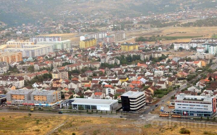Građevinsko zemljište 842m2 - Podgorica - Donja Gorica