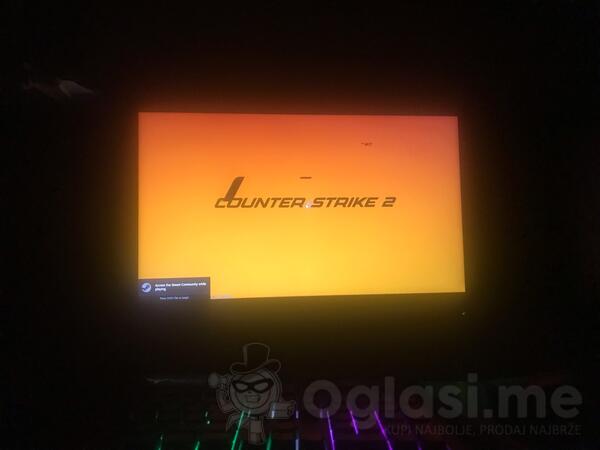 Intel i3 - 8GB GB DDR5 - HDD + SSD