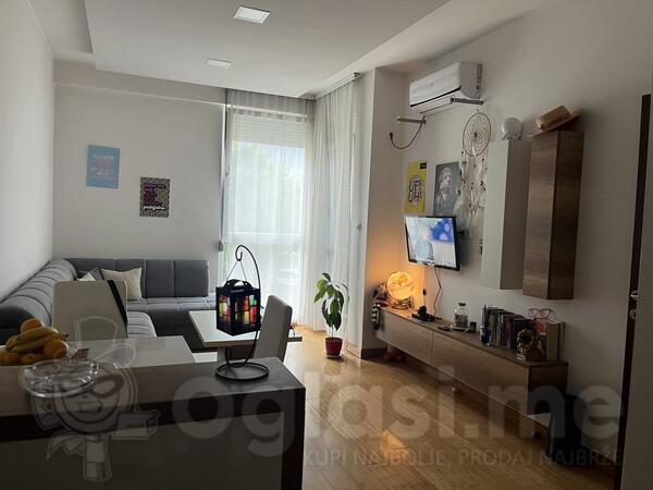 Jednosoban stan 42m2 - Podgorica - Pobrežje Kralja Nikole