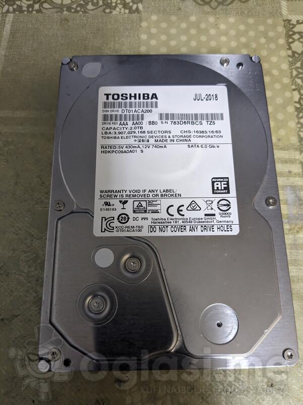 Toshiba 2TBGB  - Interni