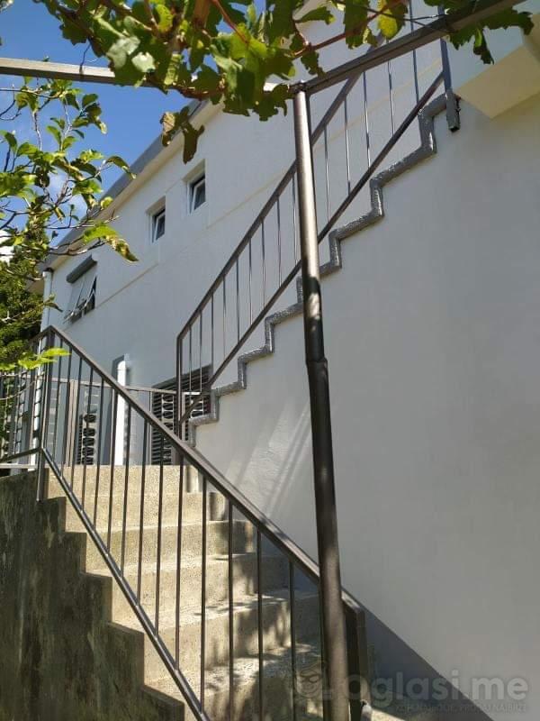 Porodična kuća 180m2 - Bar - Sutomore