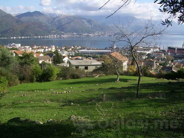 Građevinsko zemljište 1917m2 - Herceg Novi - Bijela