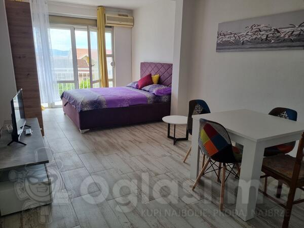 Garsonjera 31m2 - Herceg Novi - Bijela