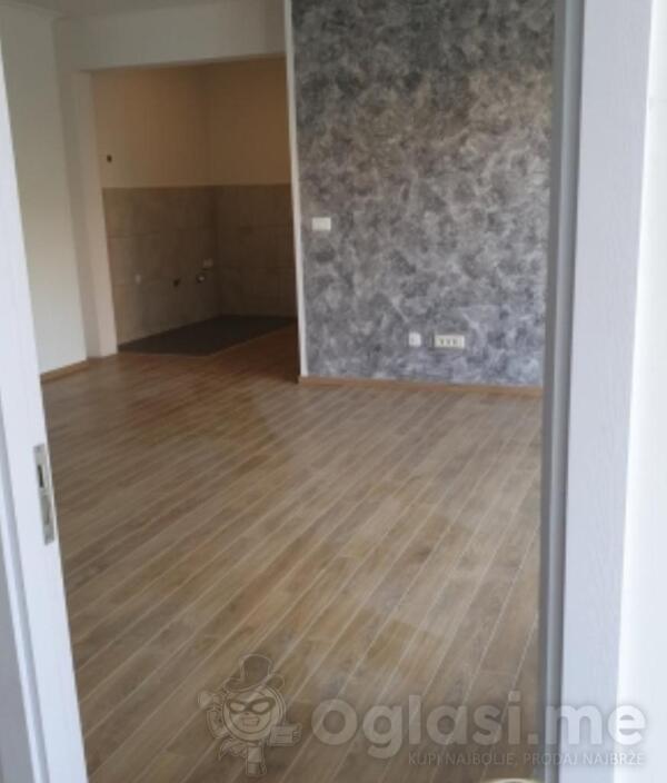 Trosoban stan 90m2 - Podgorica - Vezirov most Preko Morače