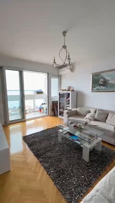 Jednosoban stan 60m2 - Herceg Novi - Savina