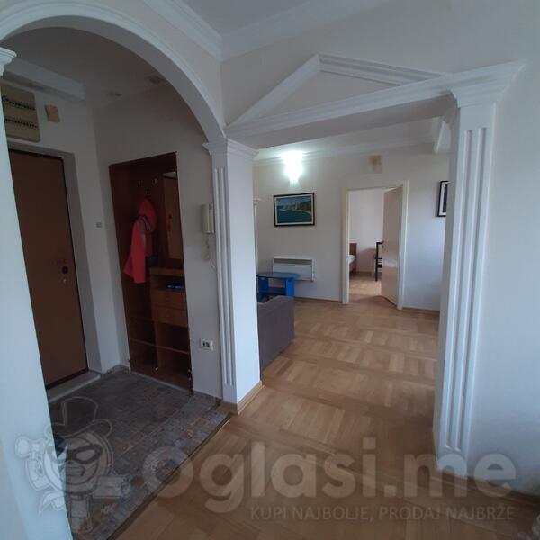 Jednosoban stan 58m2 - Podgorica - Preko Morače