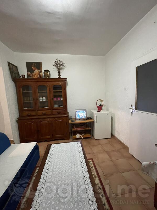 Jednosoban stan 40m2 - Podgorica - Stara Varoš