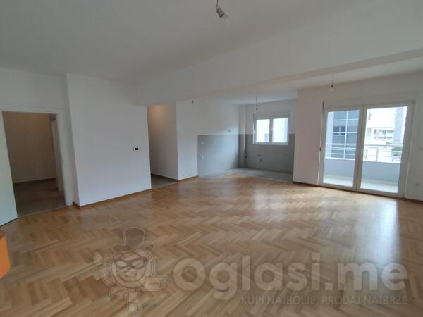 Kancelarija 130m2 - Budva - Rozino