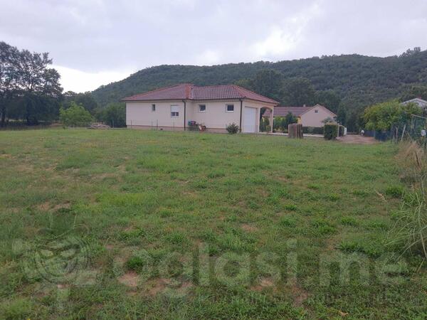 Poljoprivredno zemljište 965m2 - Podgorica - Pričelje