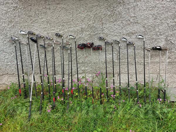 Palice za golf 26 komada u kompletu sa torbom cijena 180e za sve