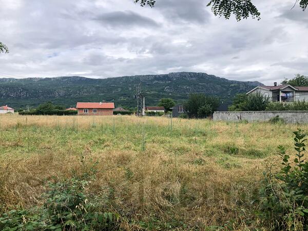 Poljoprivredno zemljište 2900m2 - Podgorica - Pričelje
