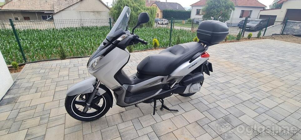 Kupujem Yamaha - Xmax