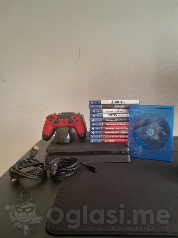 Sony - PlayStation 4