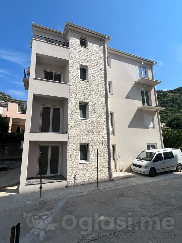 Jednosoban stan 38m2 - Budva - Lazi