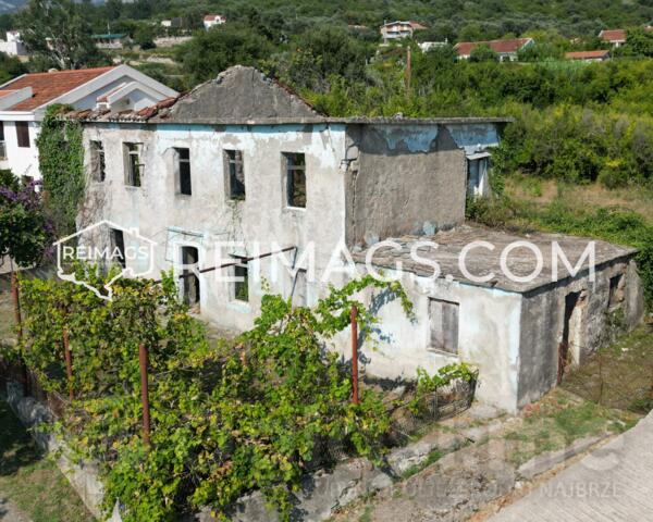 Porodična kuća 120m2 - Bar - Zaljevo