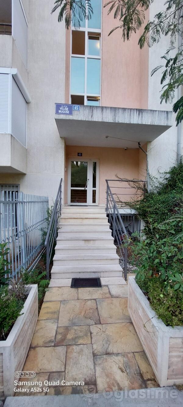 Jednosoban stan 45m2 - Podgorica - Vezirov most