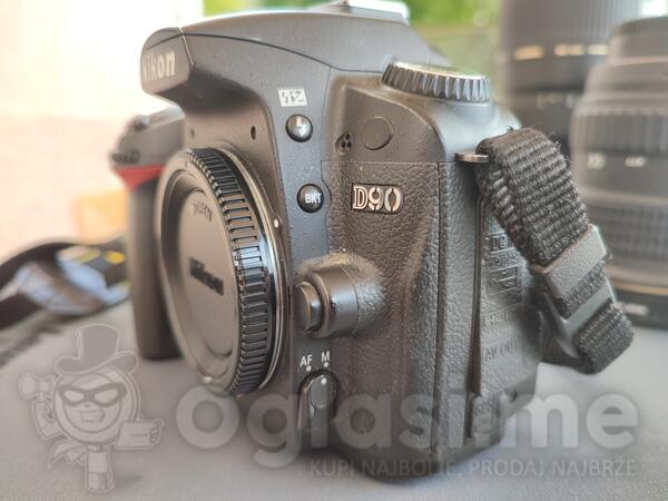 Nikon D-90 Fotoaparat