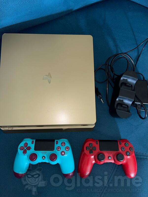 Sony - PlayStation 4