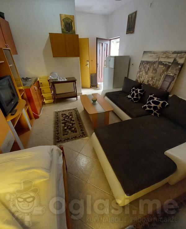 Garsonjera 15m2 - Budva - Podkošljun