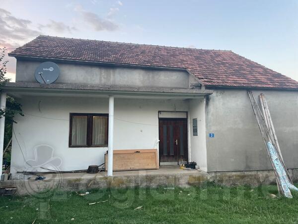Porodična kuća 258m2 - Podgorica - Grbavci