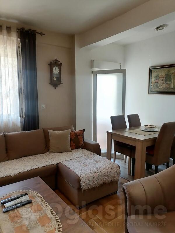 Jednosoban stan 55m2 - Podgorica - Blok 9