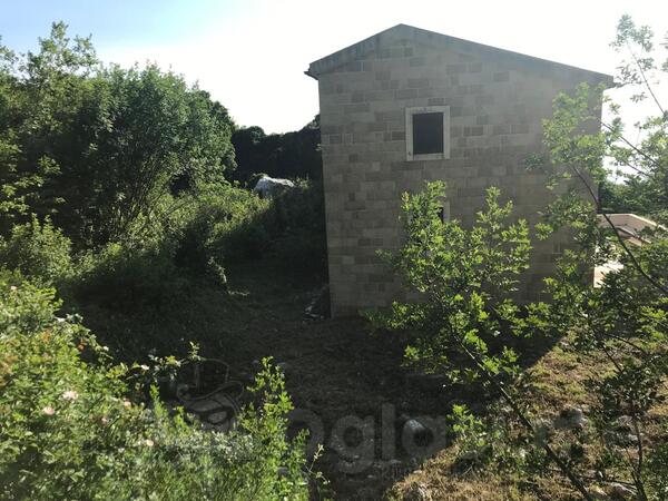 Građevinsko zemljište 503m2 - Budva - Tudorovići