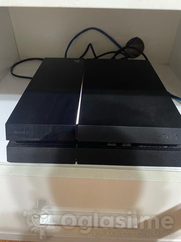 Sony - PlayStation 4