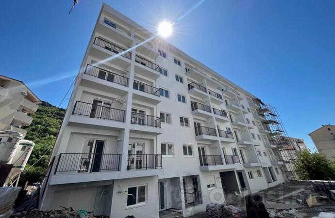 Jednosoban stan 46m2 - Budva - Lazi