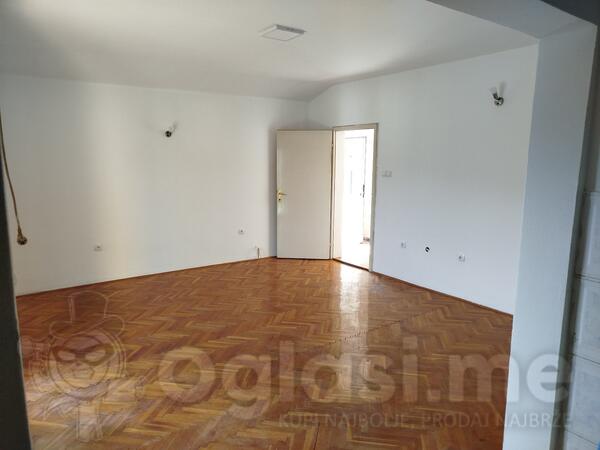 Dvoiposoban stan 90m2 - Podgorica - Zagorič